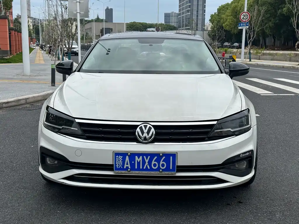 Volkswagen Lamando 2018 — фото 2