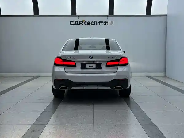 BMW 5 Series 2022