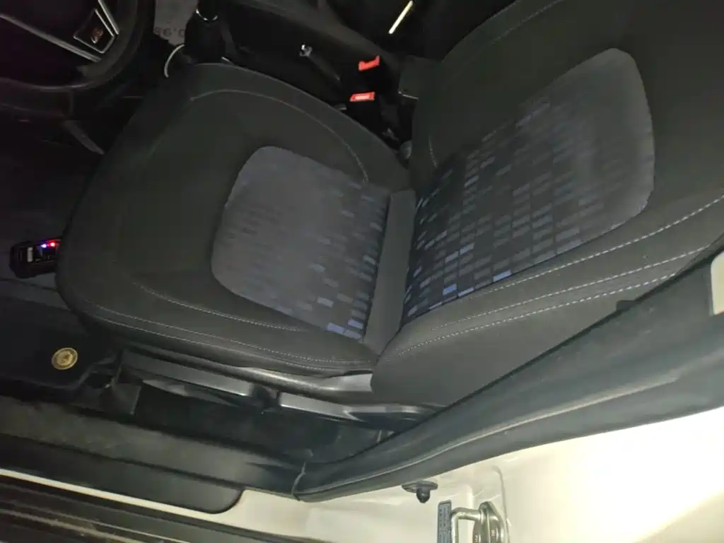 Haval H1 2016 — фото 15