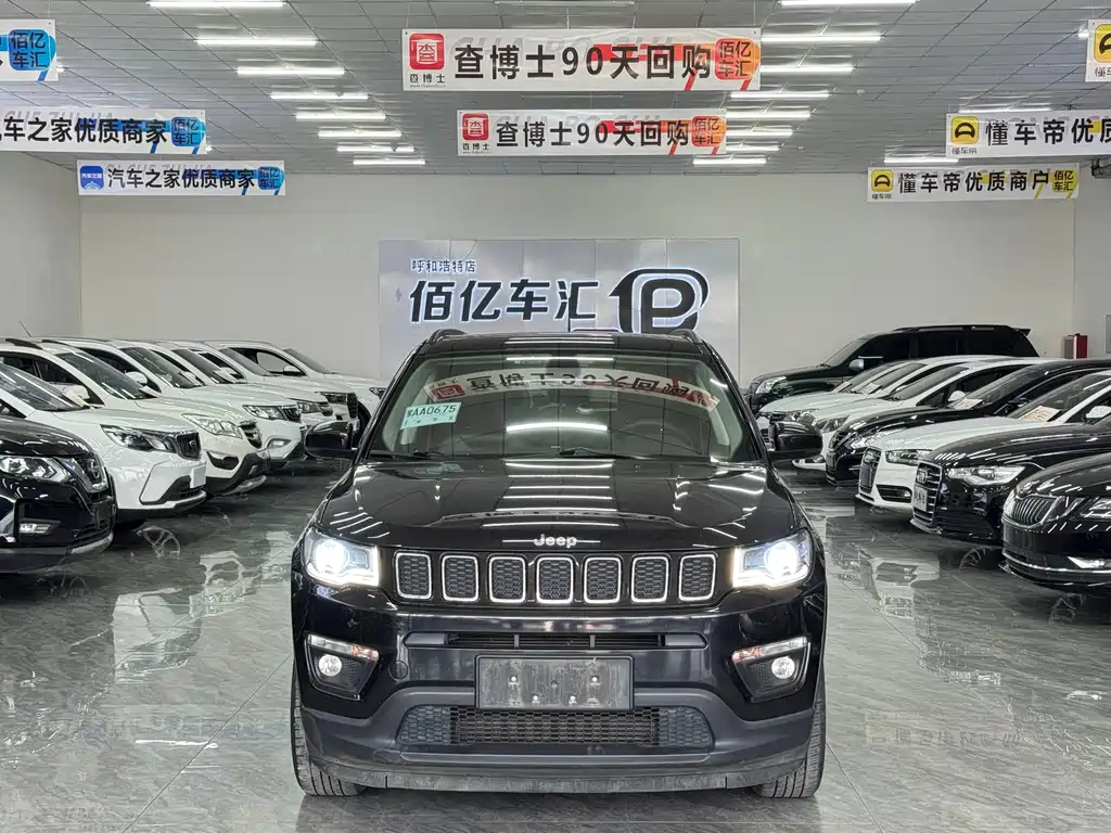 Jeep Compass 2017 — фото 2