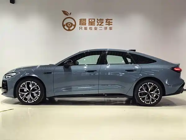 Audi A5L Sportback 2025