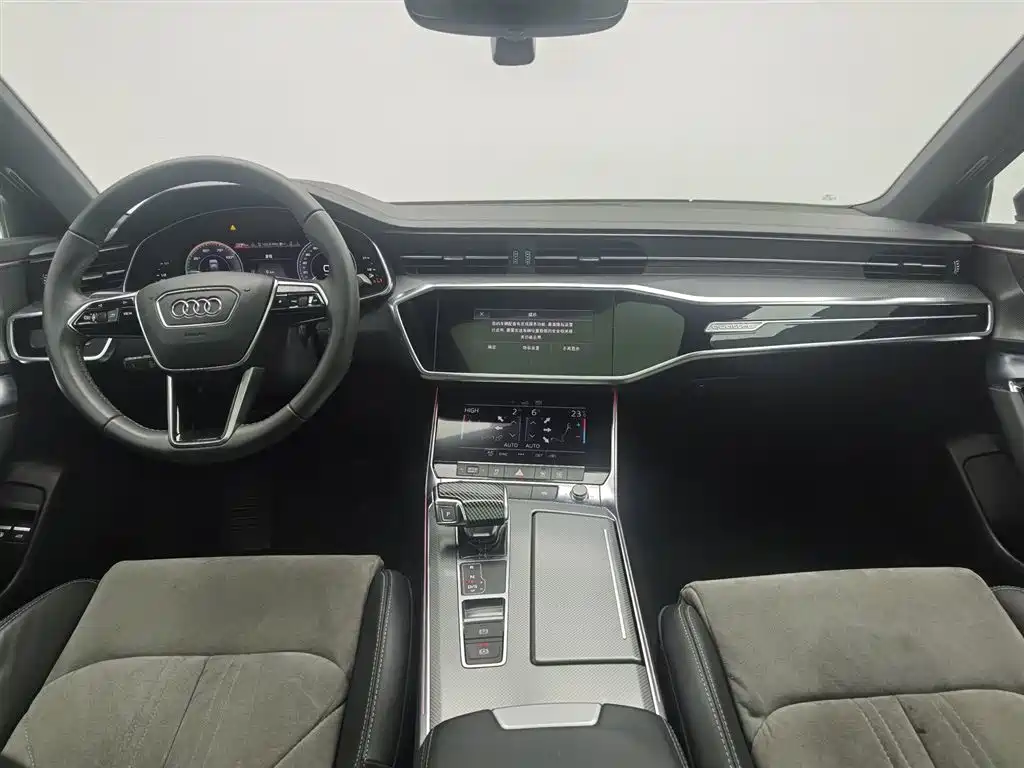 Audi A6L 2020