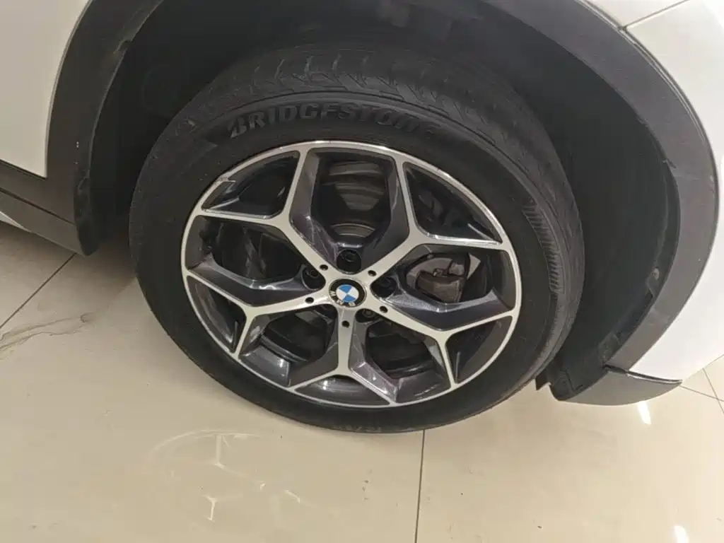 BMW X1 2017 — фото 14
