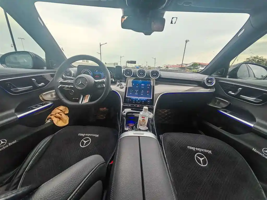 Mercedes-Benz C-Class 2023
