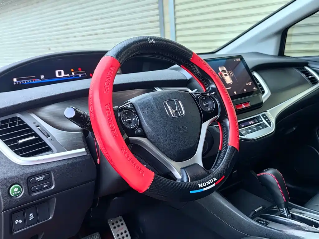 Honda Jade 2014 — фото 12