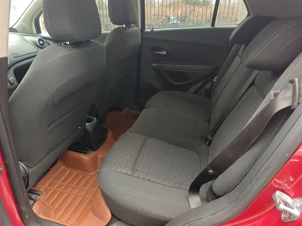 Chevrolet Trax 2015 — фото 21