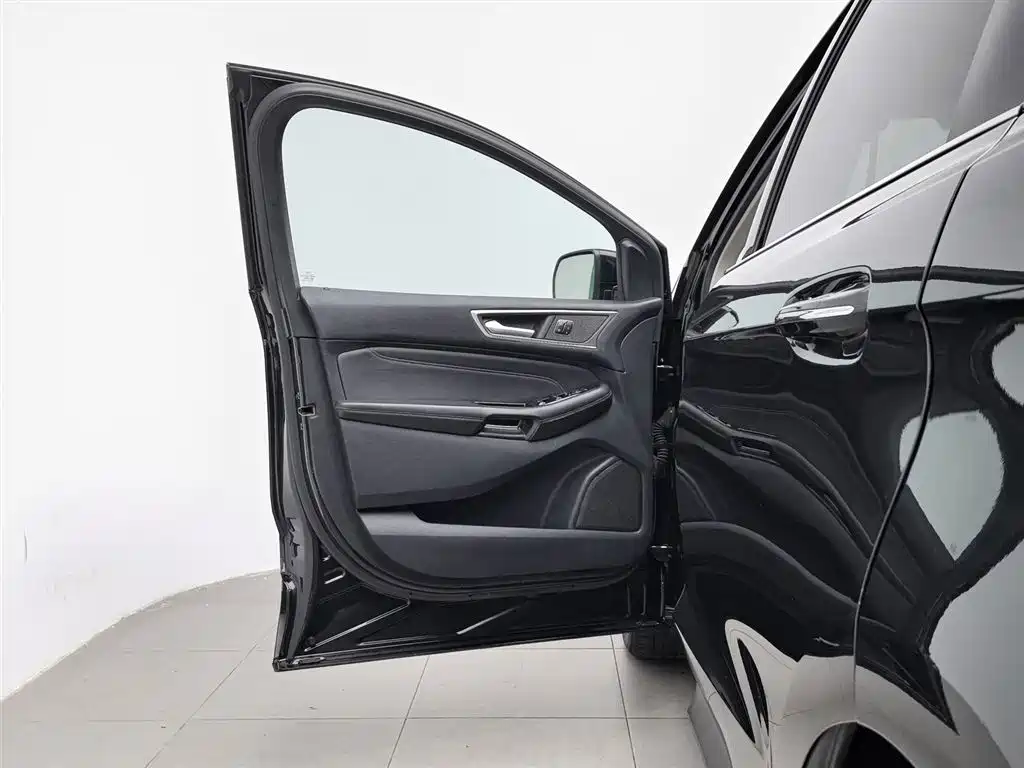 Ford Edge 2015 — фото 8