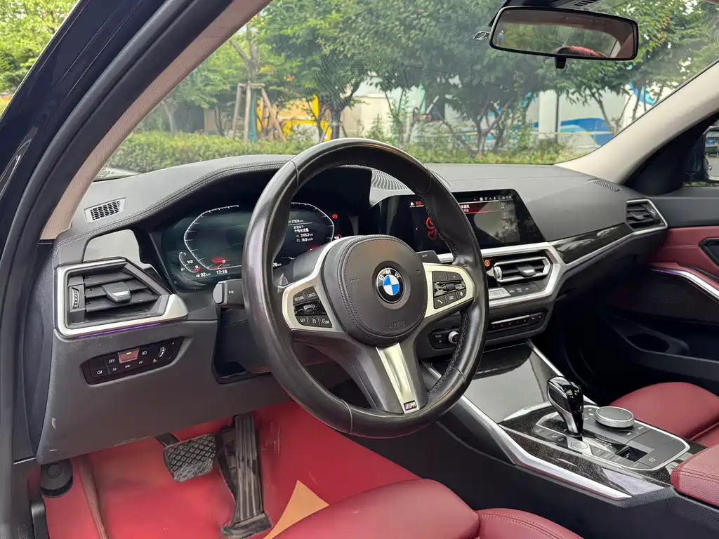 BMW 3 Series 2022 — фото 12