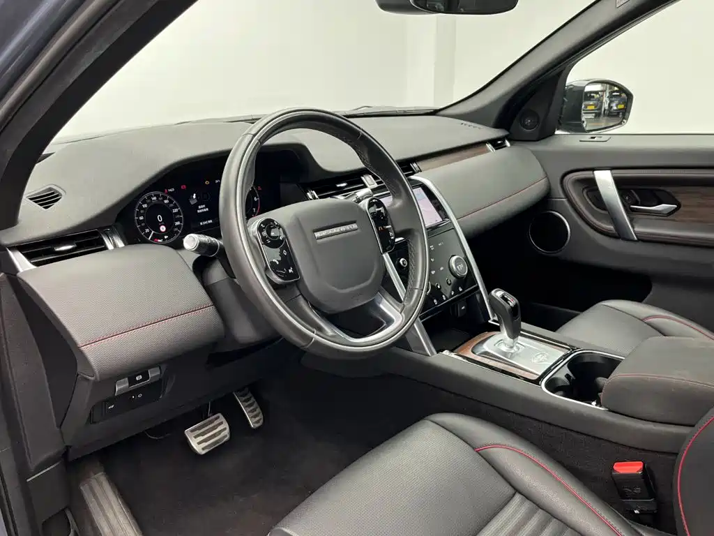 Land Rover Discovery Sport 2021 — фото 16