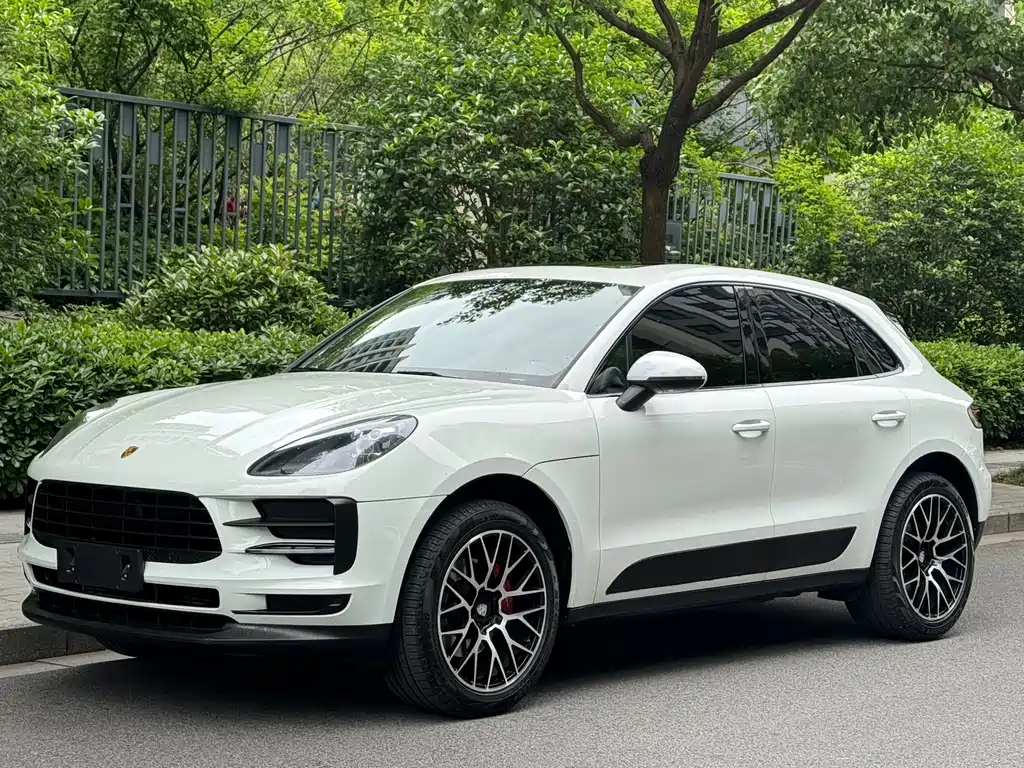 Porsche Macan 2021 — фото 1
