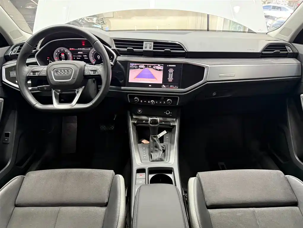 Audi Q3 2023 — фото 20