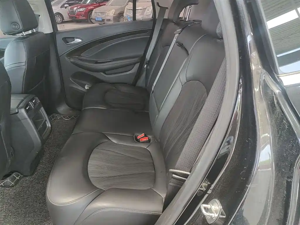 Buick Envision Plus 2019 — фото 17