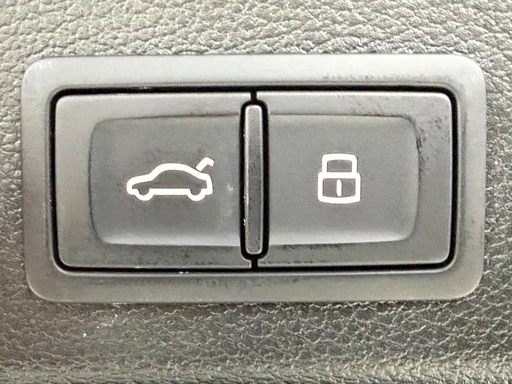 Audi Q3 2022 — фото 22