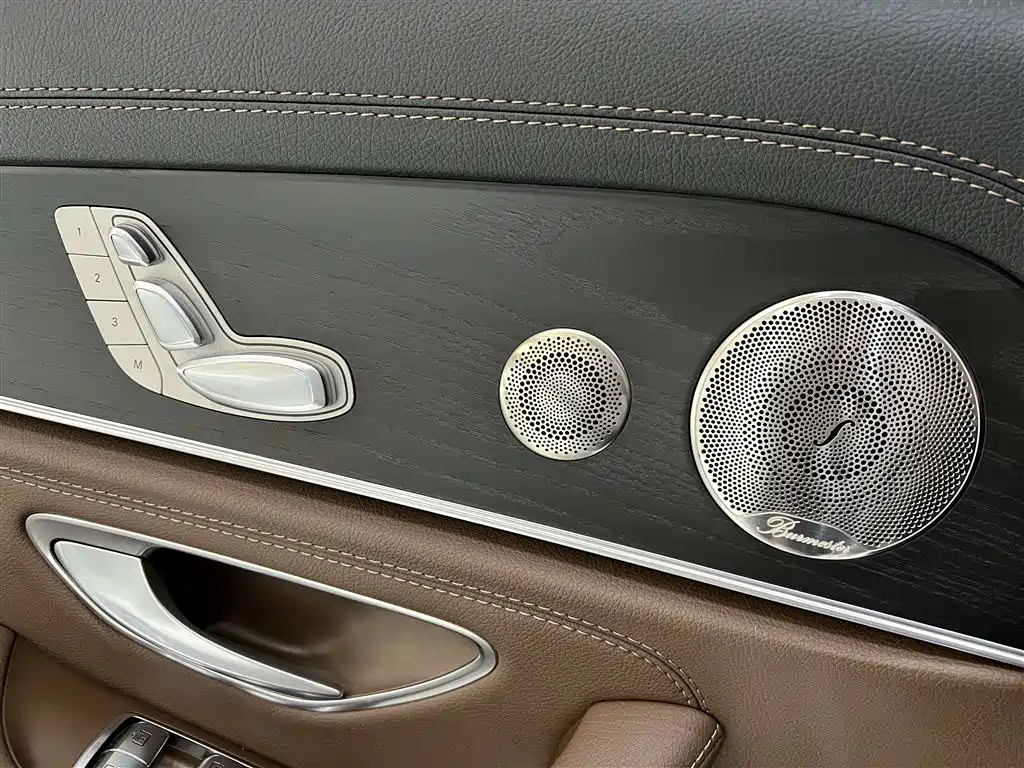 Mercedes-Benz E-Class 2021 — фото 11