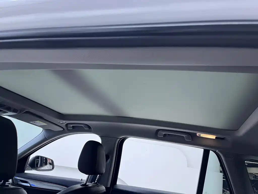 BMW X1 2018 — фото 10