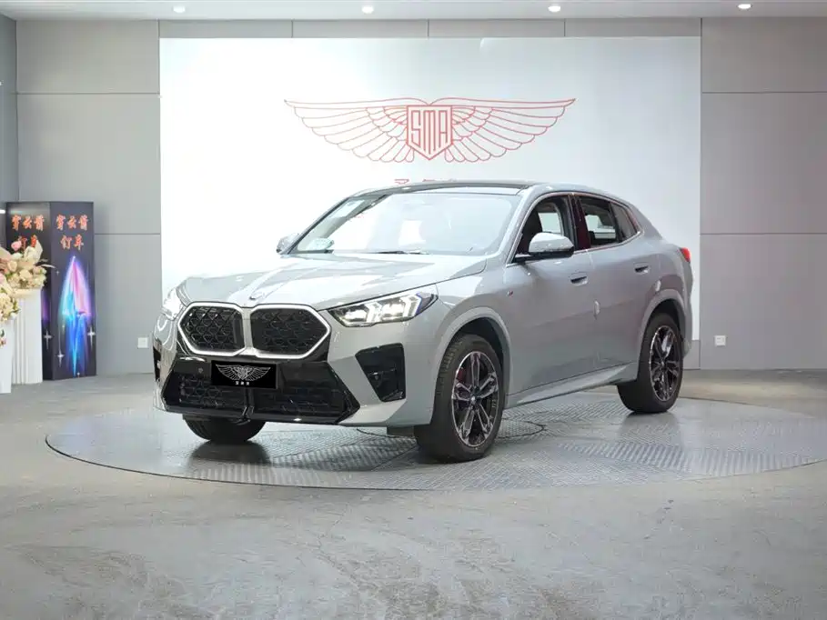BMW X2 2025 — фото 1
