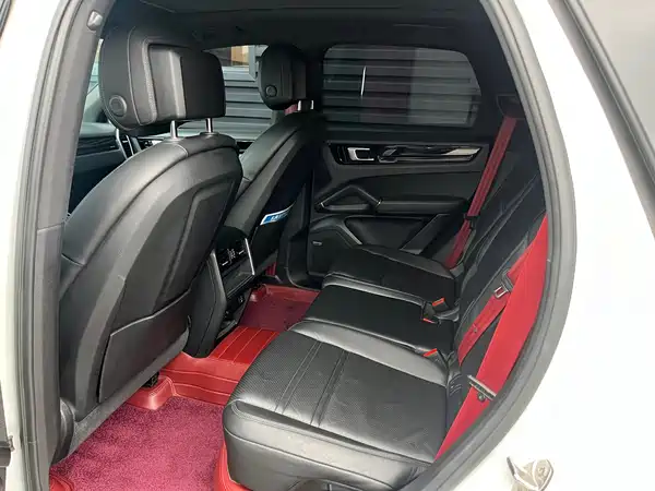 Porsche Cayenne 2020