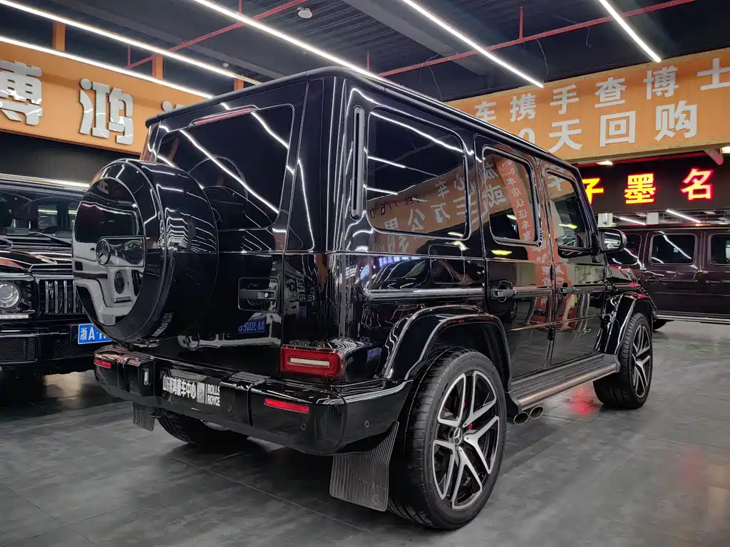 Mercedes-Benz G-Class 2024 — фото 16