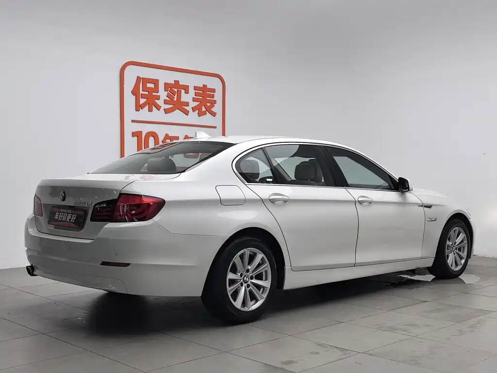 BMW 5 Series 2012