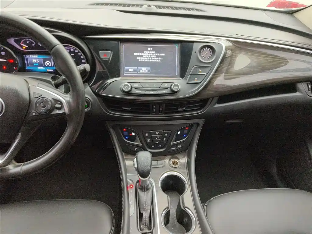 Buick Envision Plus 2018 — фото 9