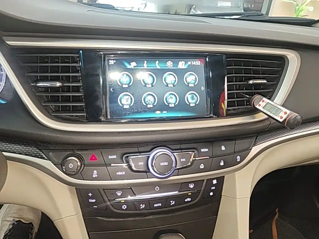 Buick Excelle 2020 — фото 13