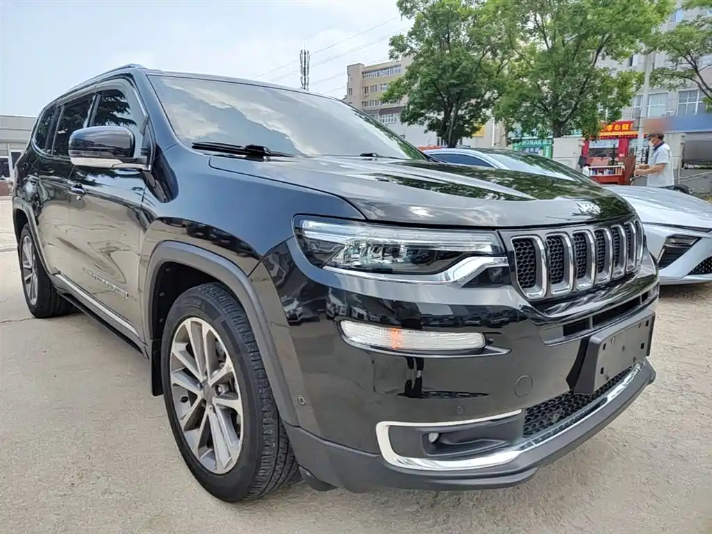 Jeep Grand Commander 2019 — фото 4