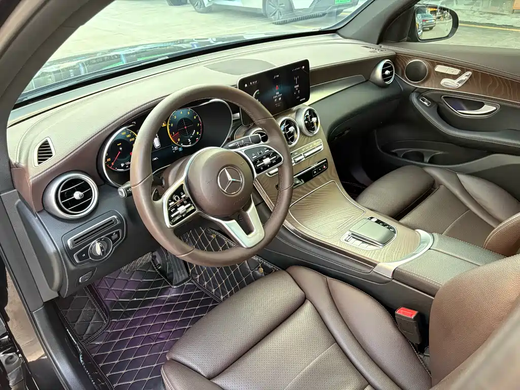 Mercedes-Benz GLC 2020 — фото 10