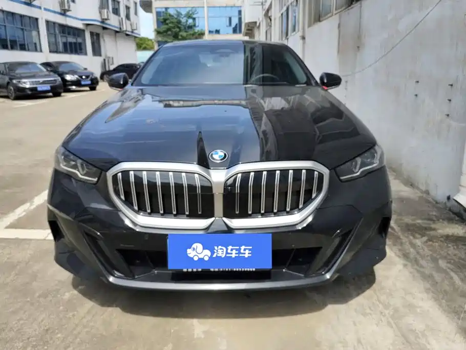 BMW 5 Series 2026