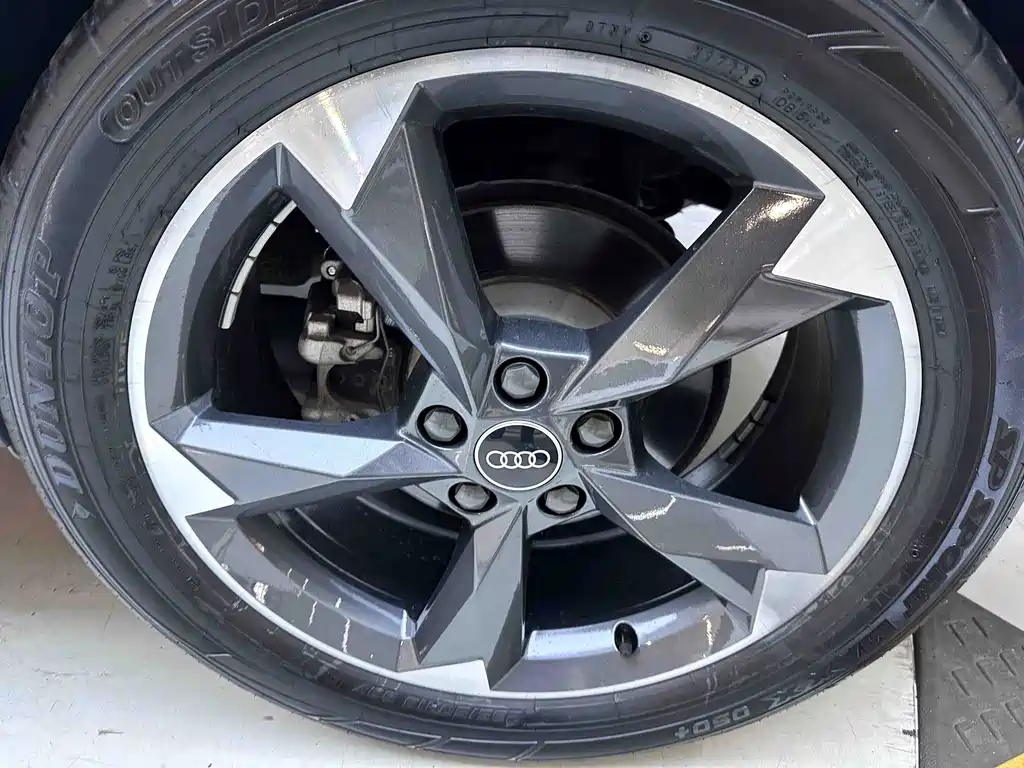 Audi Q3 2022 — фото 10