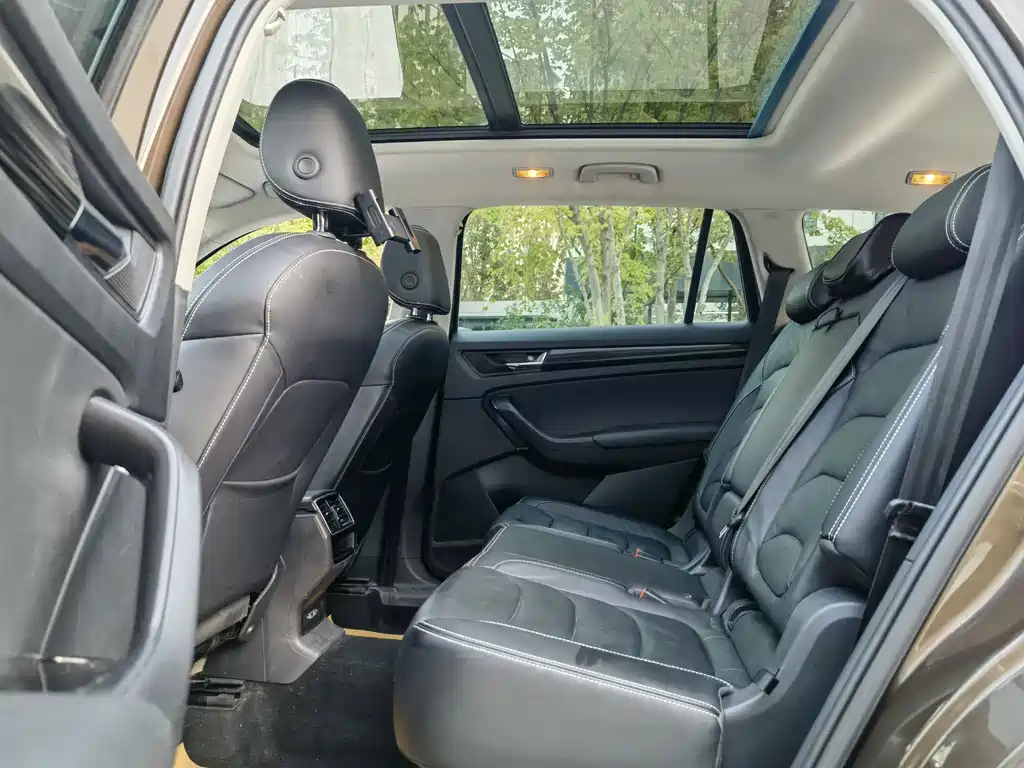Skoda Kodiaq 2017 — фото 12