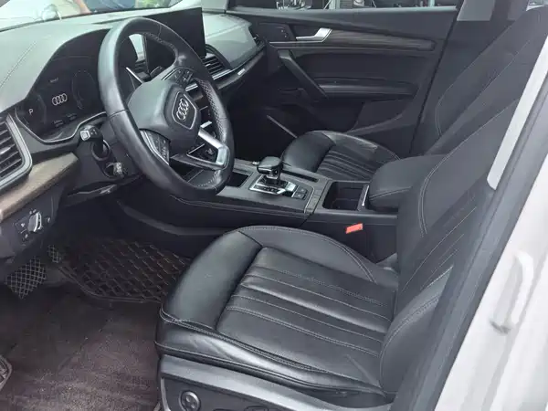 Audi Q5L 2023