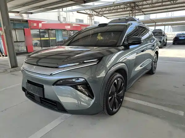 BYD Tang L 2025
