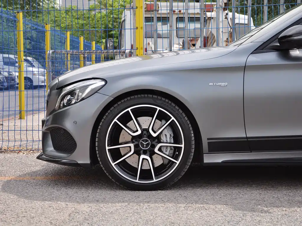 Mercedes-Benz C-Class AMG 2018 — фото 18