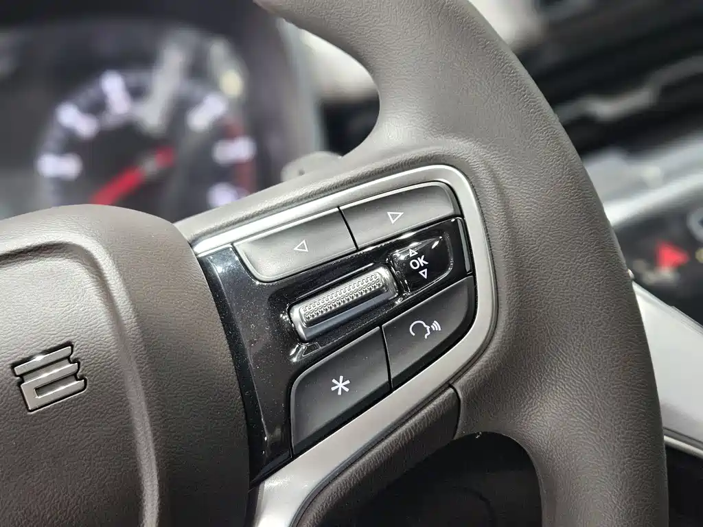 Roewe iMAX8 — фото 13