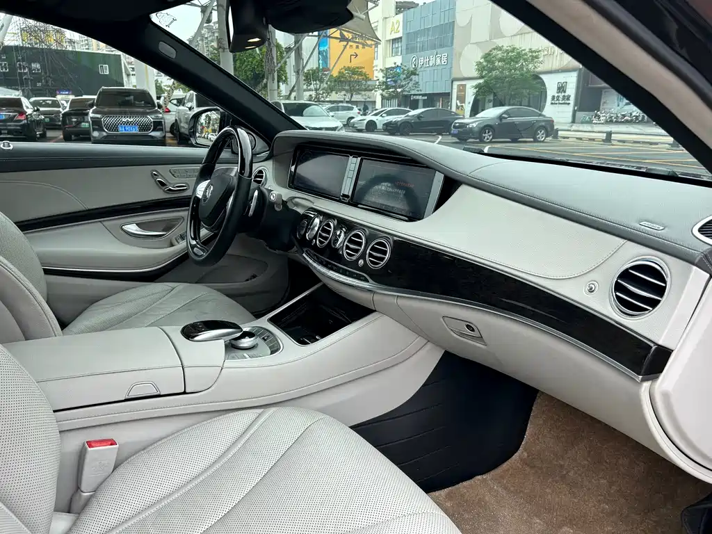 Mercedes-Benz Maybach S-Class 2016 — фото 21