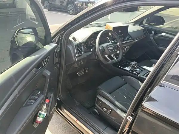 Audi Q5L 2025