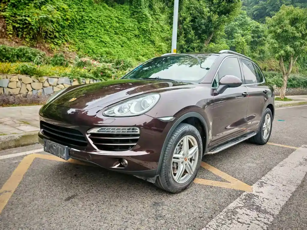 Porsche Cayenne 2013 — фото 1