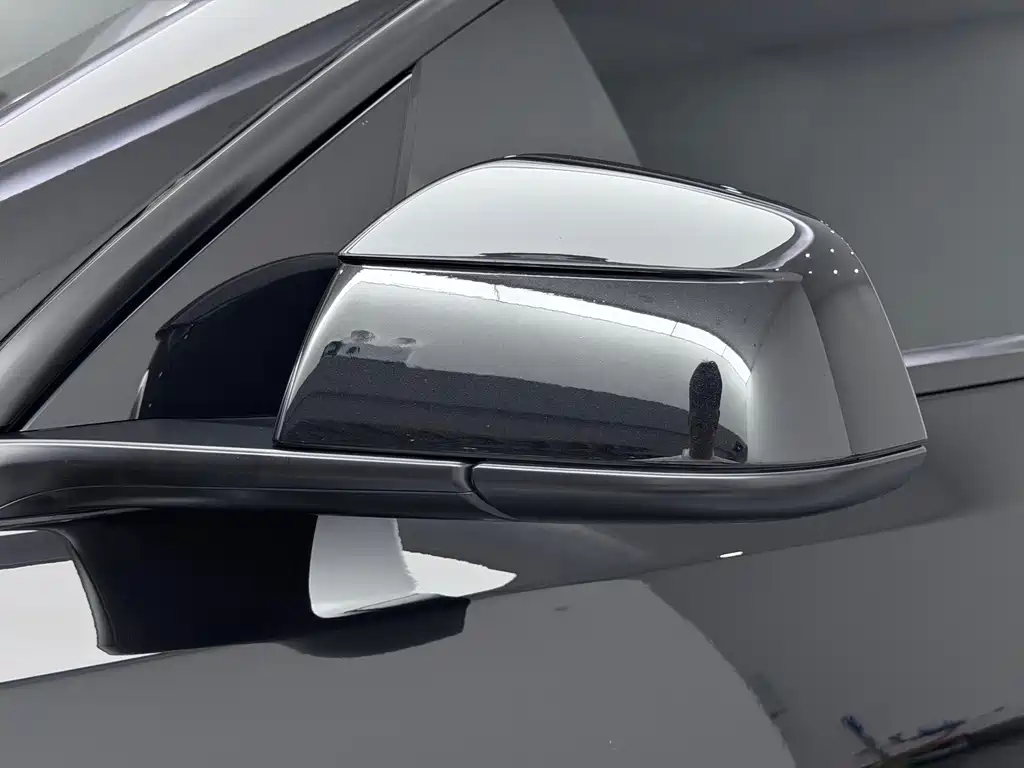 Tesla Model Y 2026 — фото 19