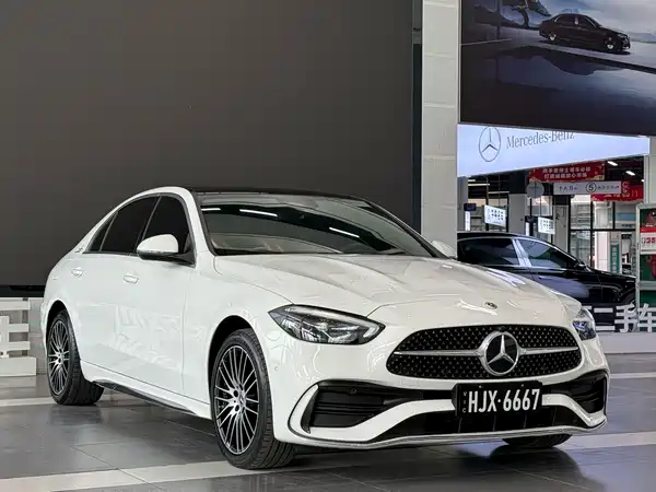 Mercedes-Benz C-Class 2021