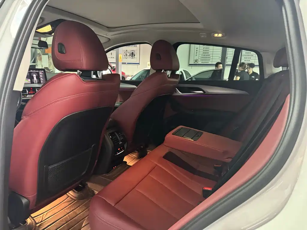 BMW X4 2023