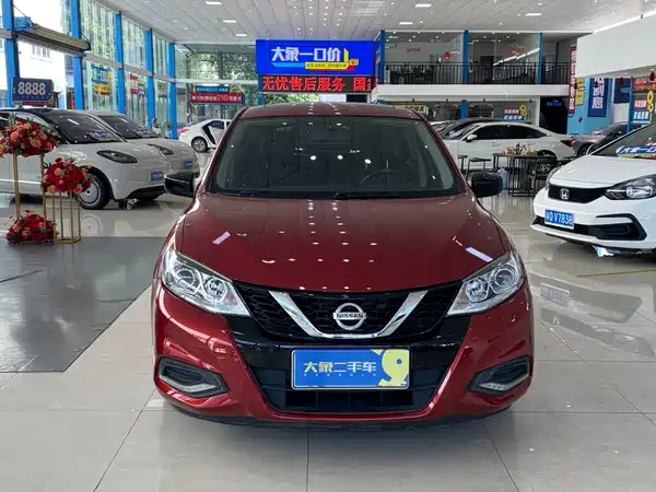 Nissan Tiida 2021