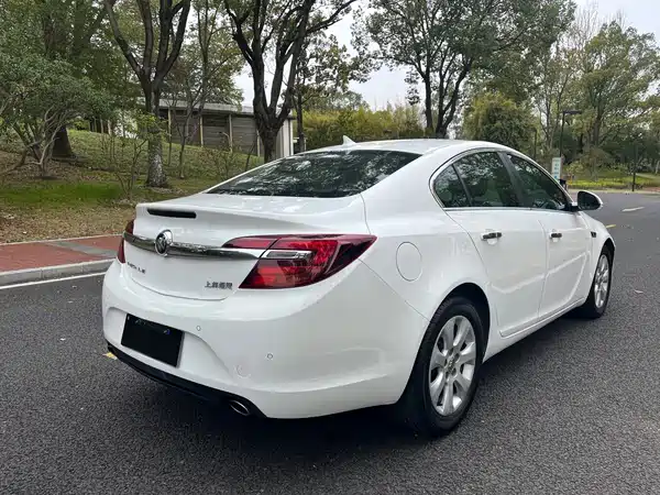 Buick Regal 2016