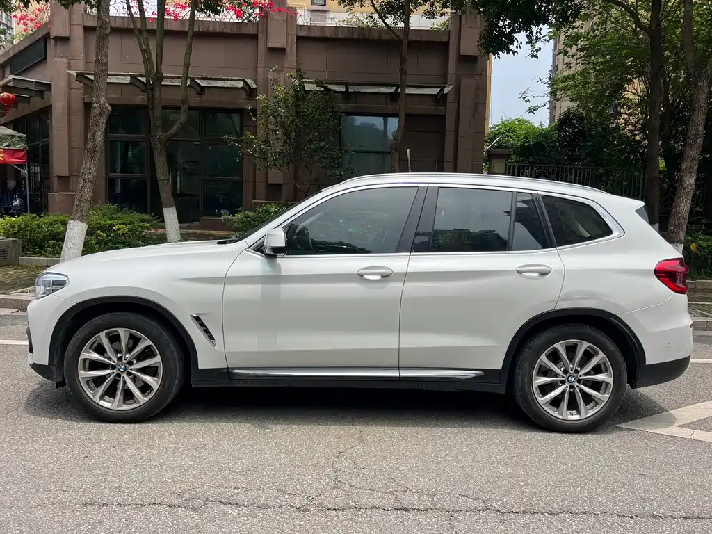 BMW X3 2020 — фото 4