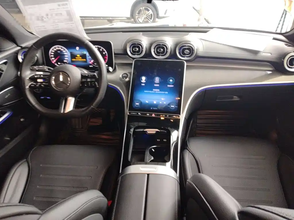 Mercedes-Benz C-Class 2023 — фото 10