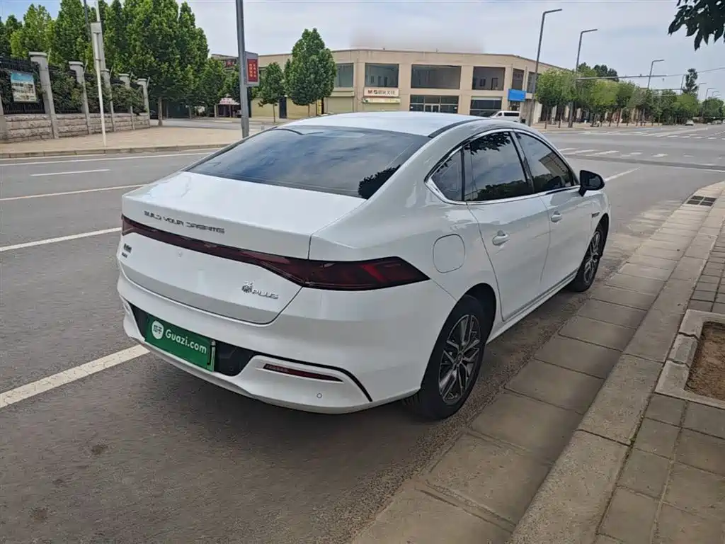 BYD Qin PLUS 2023 — фото 7