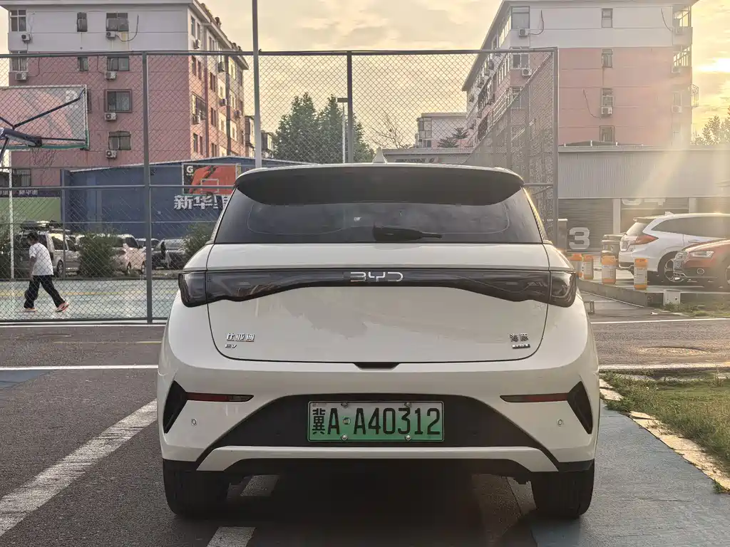 BYD Dolphin 2025 — фото 3