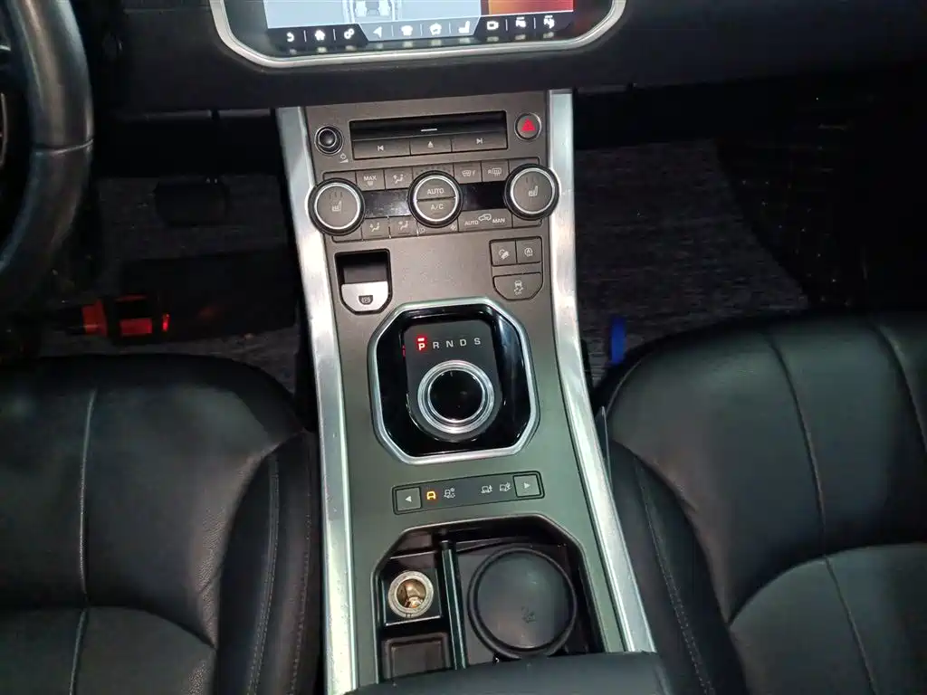 Land Rover Range Rover Evoque 2018 — фото 10
