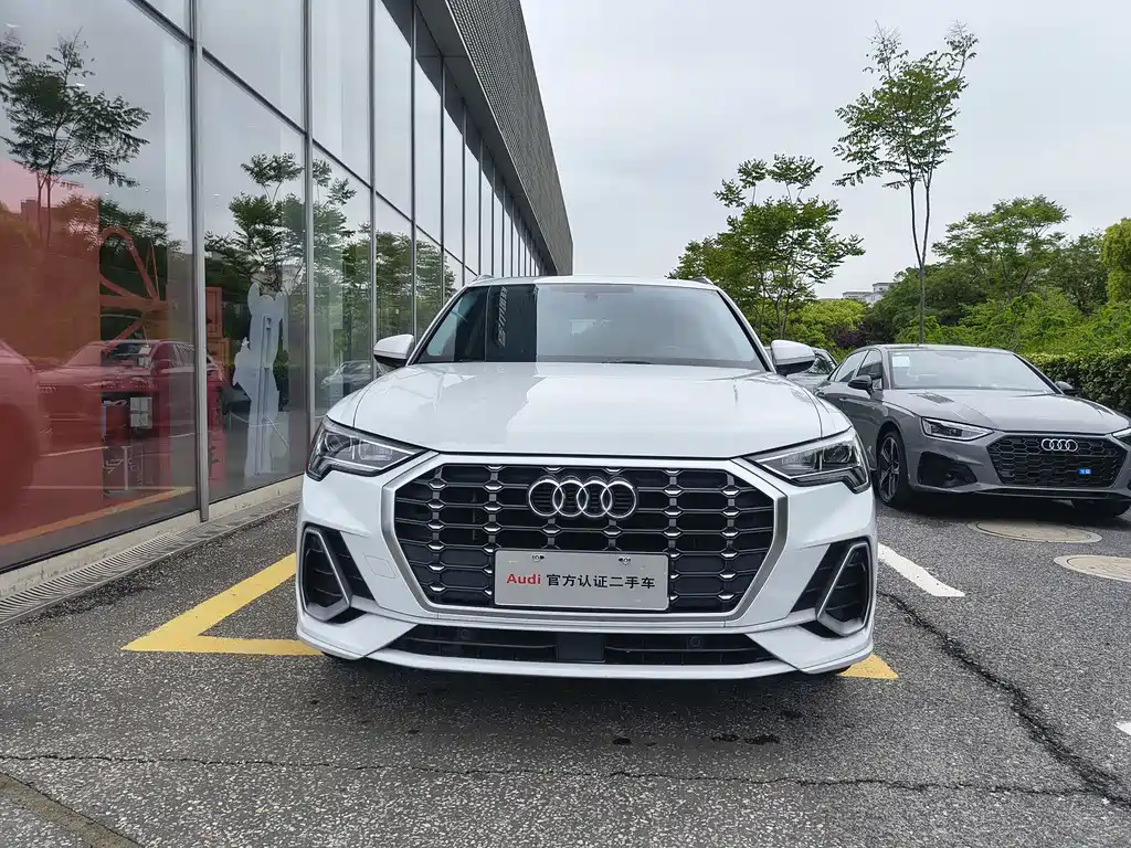 Audi Q3 2023 — фото 2