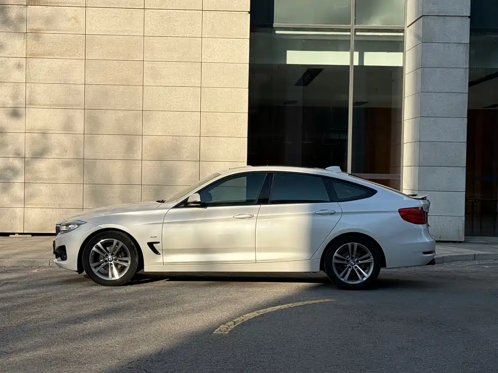 BMW 3 Series GT 2015 — фото 4