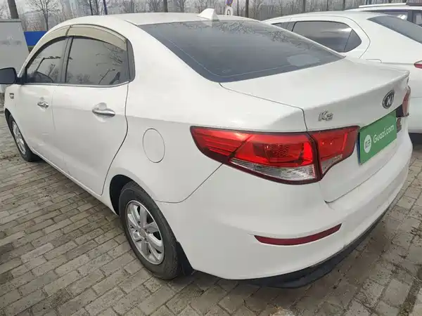 Kia K2 2015